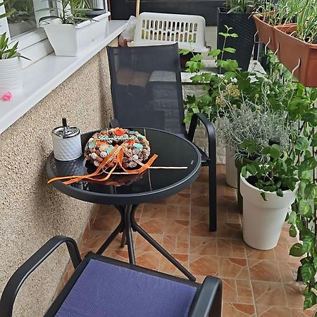 Derkovits Appartman Szombathely Exteriér fotografie