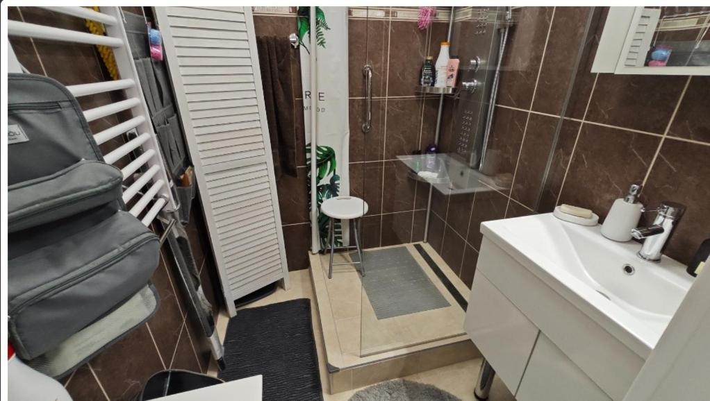 Derkovits Appartman Szombathely Exteriér fotografie